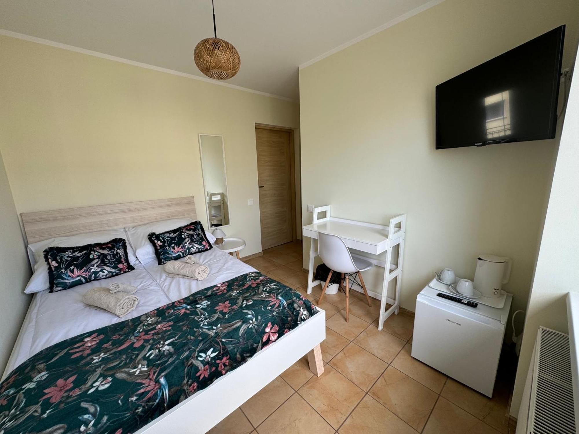 Wilczy Zaulek Hotel Mielno  Buitenkant foto